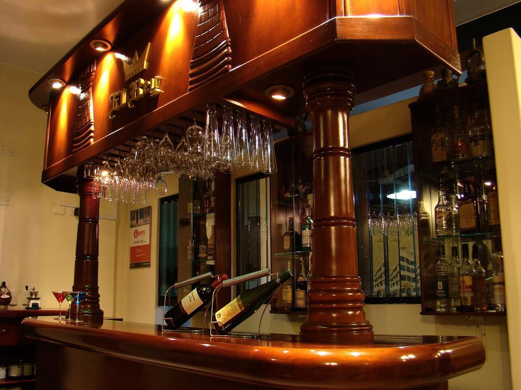 Hotel Torre Norte Trujillo Bagian luar foto