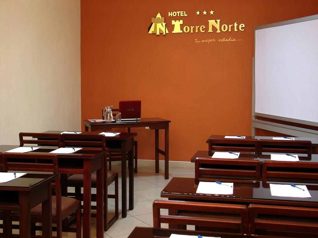 Hotel Torre Norte Trujillo Bagian luar foto