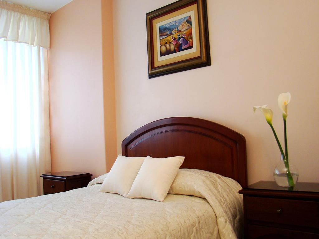 Hotel Torre Norte Trujillo Bagian luar foto